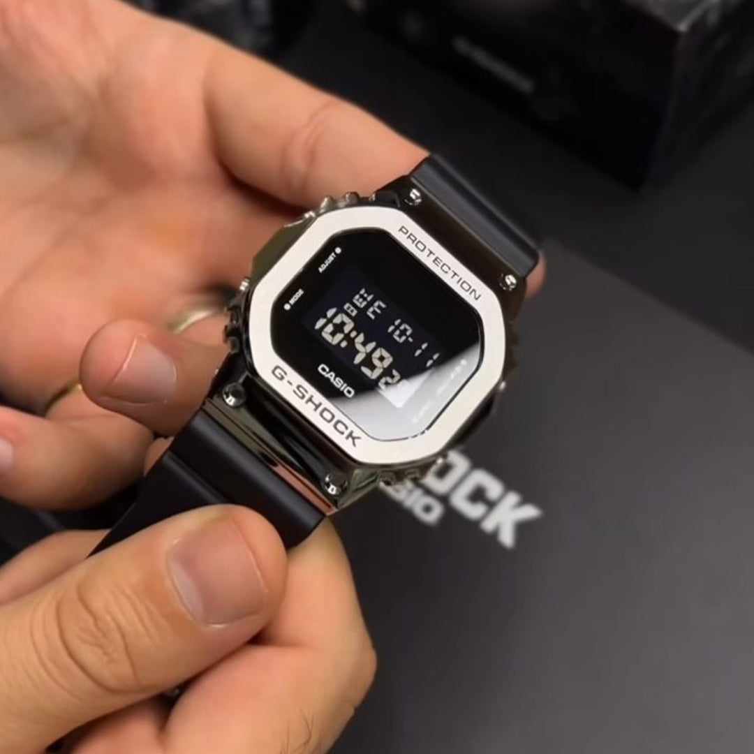 DW-5600CA-2(G-Shock Limited Edition)