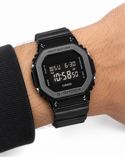 G-SHOCK 5600BB METAL BODY BLACK